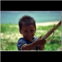 10012 Samoa Junge an der Lalomanu Beach_Text.jpg